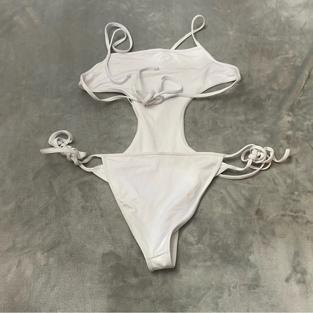 New! FRANKIES BIKINIS Victoria's Secret Icon One Piece monokini 24676